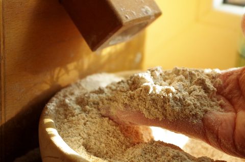 Как выбрать домашнюю мельницу