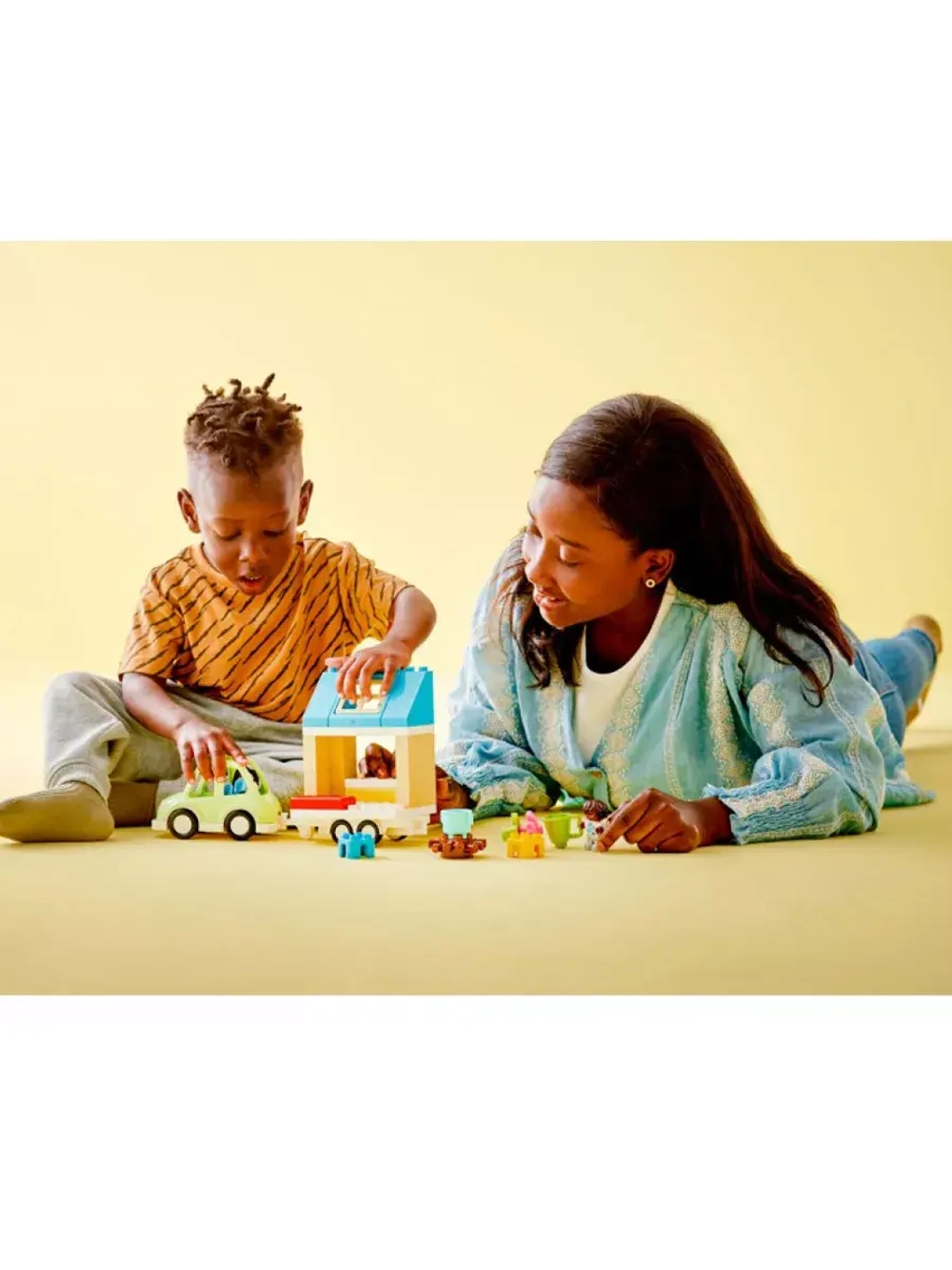Лего 10986 Семейный дом на колесах Lego Duplo