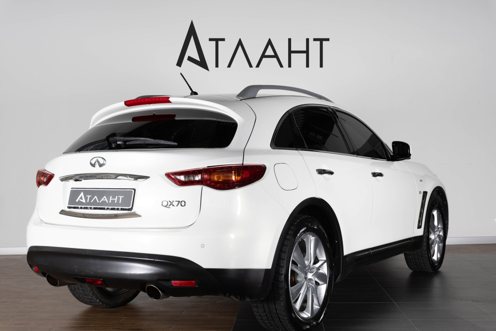 Infiniti QX70, 2014 год