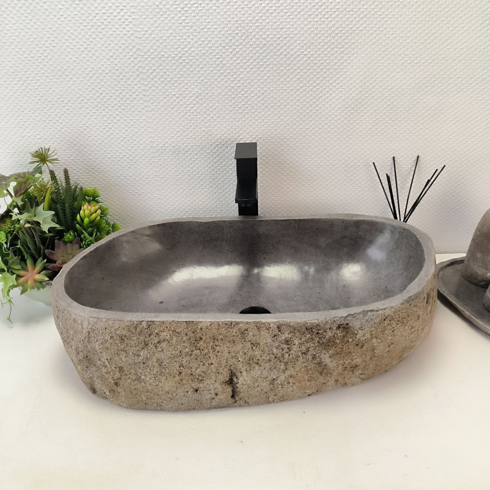 Раковина из речного камня RS63609 (65*36*16) 0124