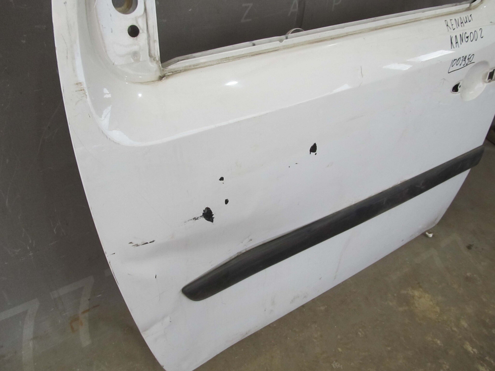 Дверь передняя левая Renault  Kangoo 2  Б/У Оригинал 801015880R
