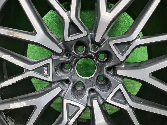 Диск литой R22 BMW X6M F96 (19-нв) 818 стиль зад