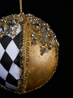 Шар с узором ромб 10х11см ChristmasDeLuxe черный с золотом и белым