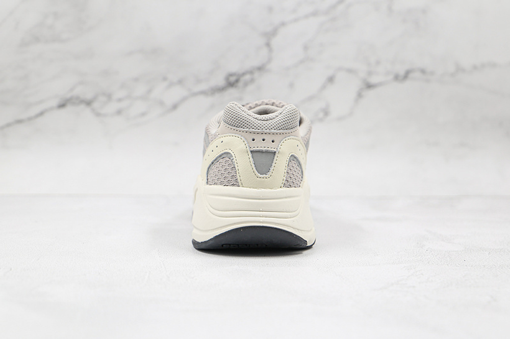 adidas Yeezy Boost 700 V2 Static 2018 2022