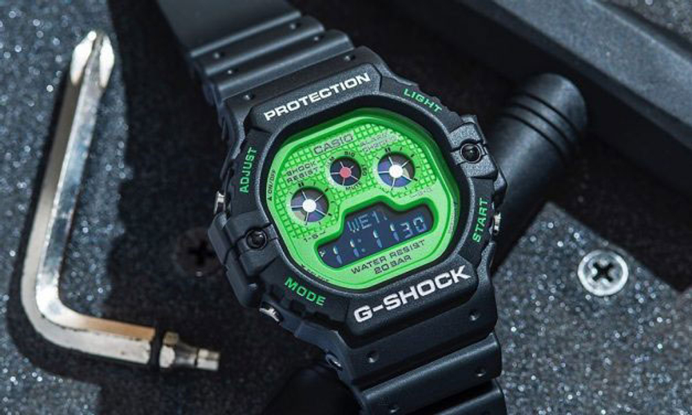 Часы Casio DW-5900RS-1ER