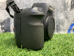 Canon EOS 6D