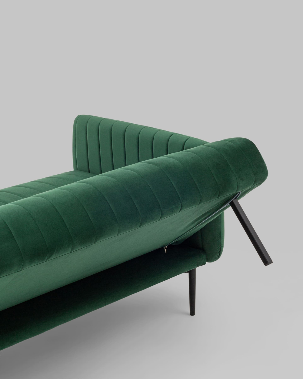 Диван прямой Дрезден велюр зелёный