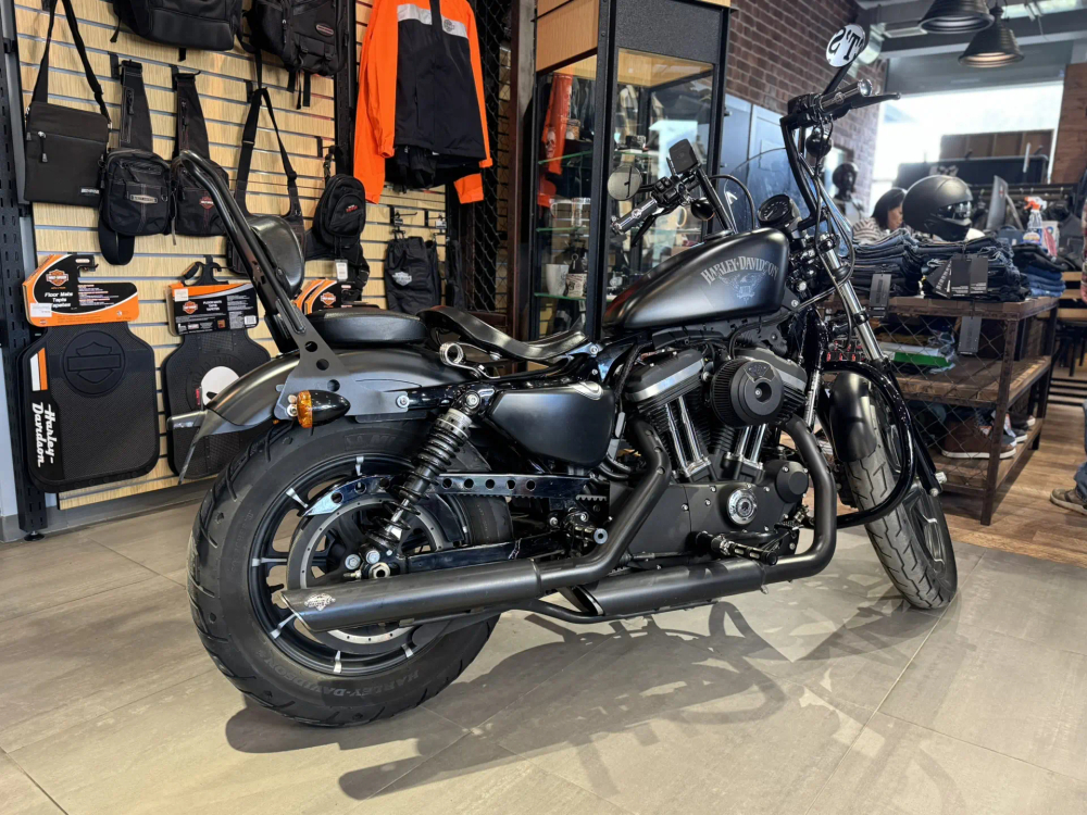 Harley-Davidson Sportster 883