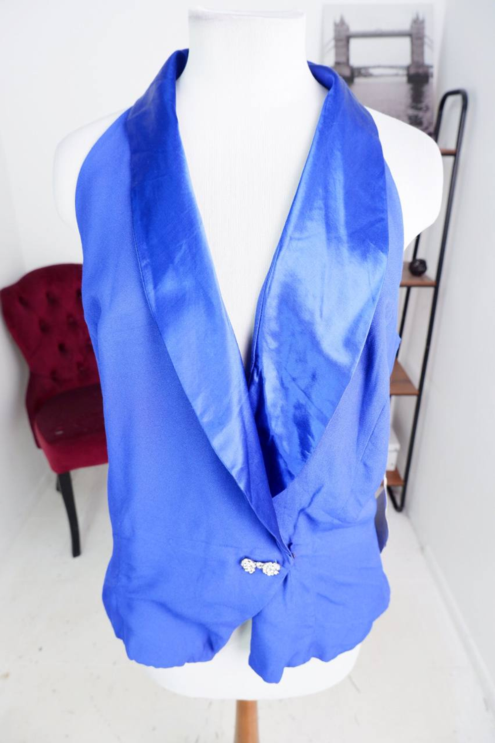 Жилетка Morning Side стильная, визуально на 50/52 размер, новая