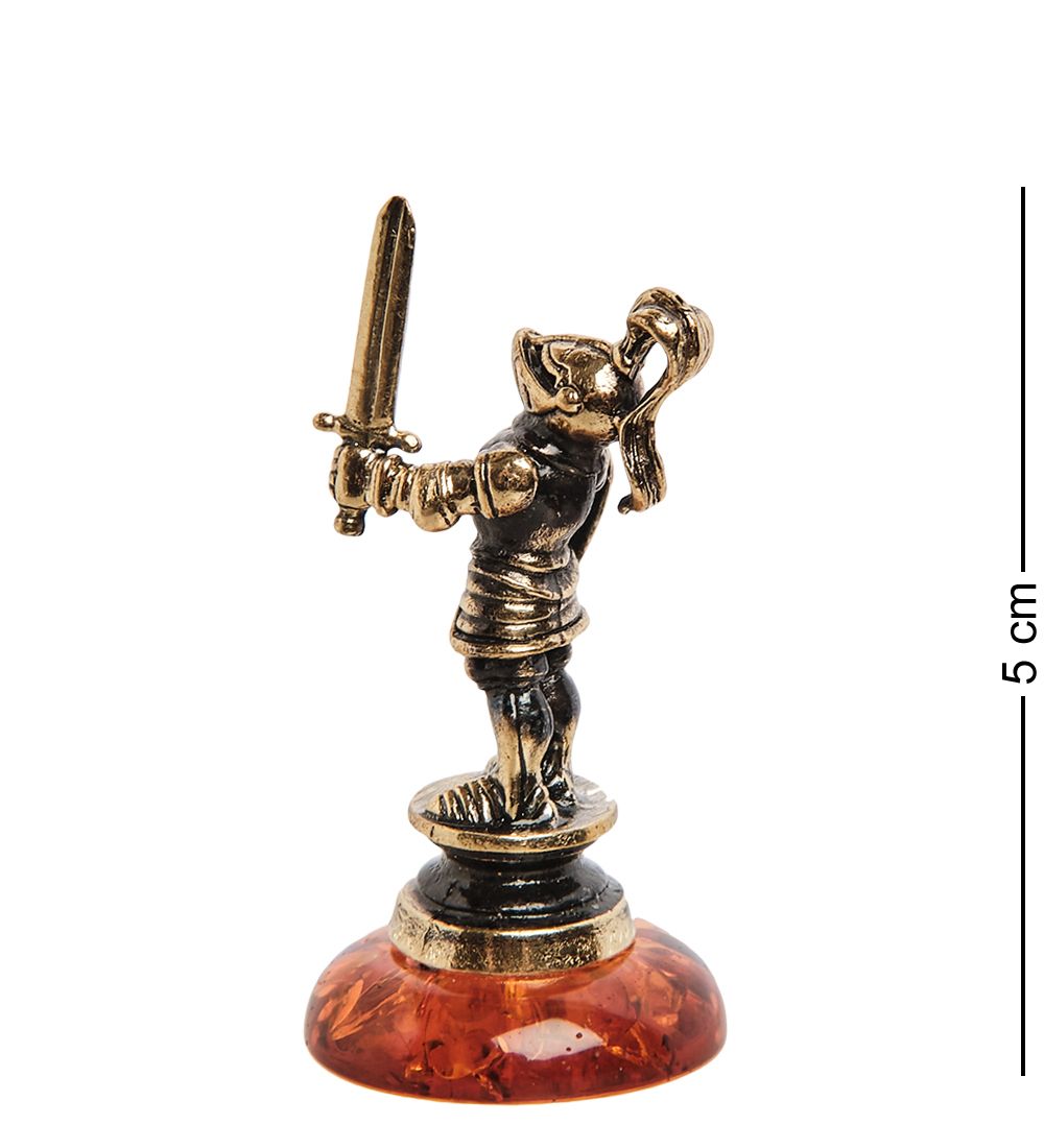 AM- 536 Фигурка «Рыцарь» (латунь, янтарь)