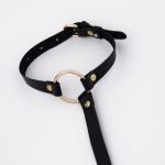 Черная кожаная портупея с резными элементами