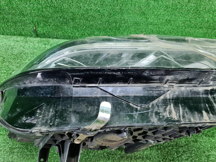 Битая Фара правая BMW X7 G07 (2019-2022) LED