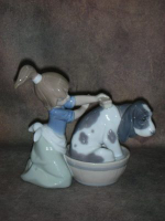Статуэтка. Фарфор. Купание щенка. Lladro. Испания