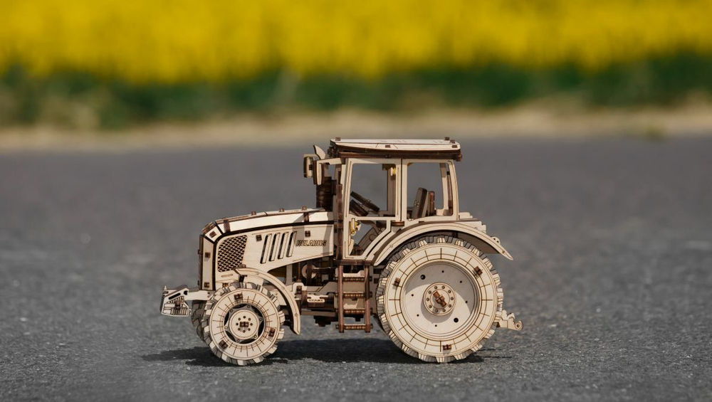 Трактор Беларус-2022 от EWA - Деревянный конструктор, сборная модель, механический 3D пазл
