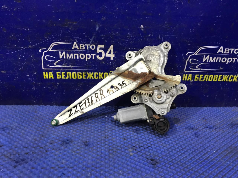 Стеклоподъемник задний правый TOYOTA VOLTZ 2002-2004