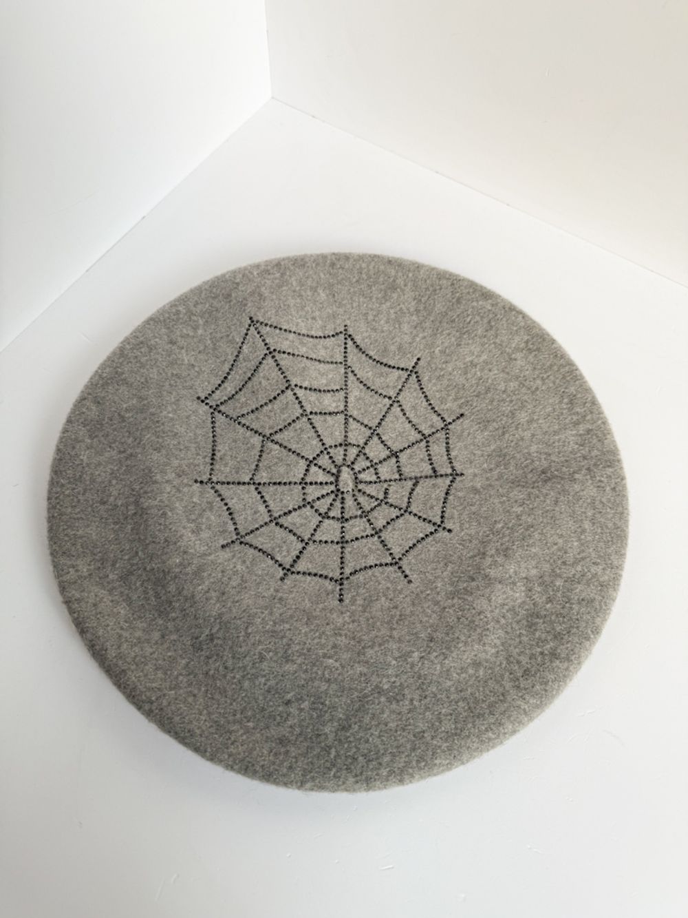 Шерстяной берет Il Trenino, 128