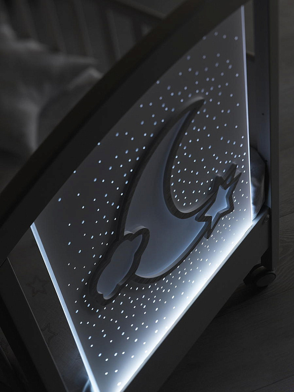 Детская кровать Erbesi Moon LED белый