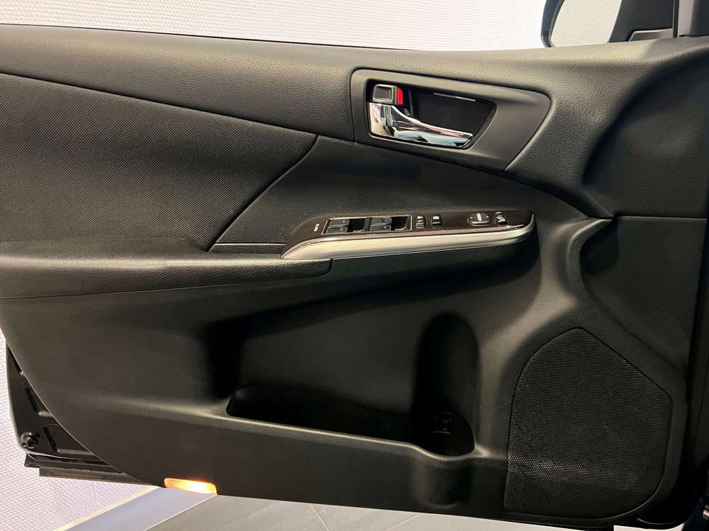 Toyota Camry, 2015 год