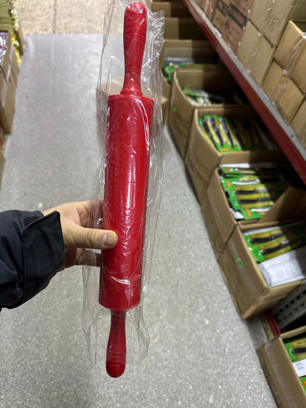 Скалка силиконовая средняя