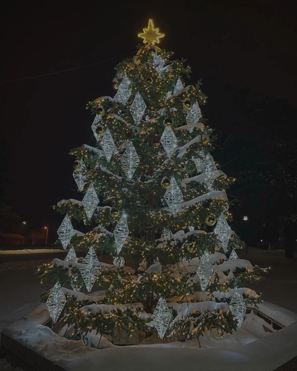 светодиодная игрушка на елку «Кристалл»