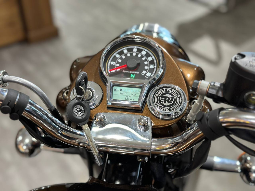 Royal Enfield Classic 350 Chrome Bronze