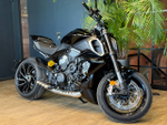 Ducati Diavel V4 (2025) + Akrapovic Titanium