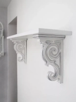 Полка настенная навесная 60 см