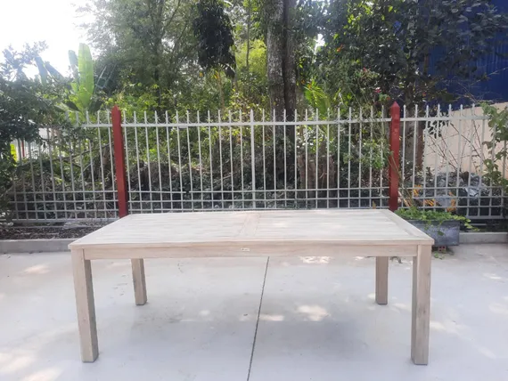 Стол Kia 210х90 см, массив акации