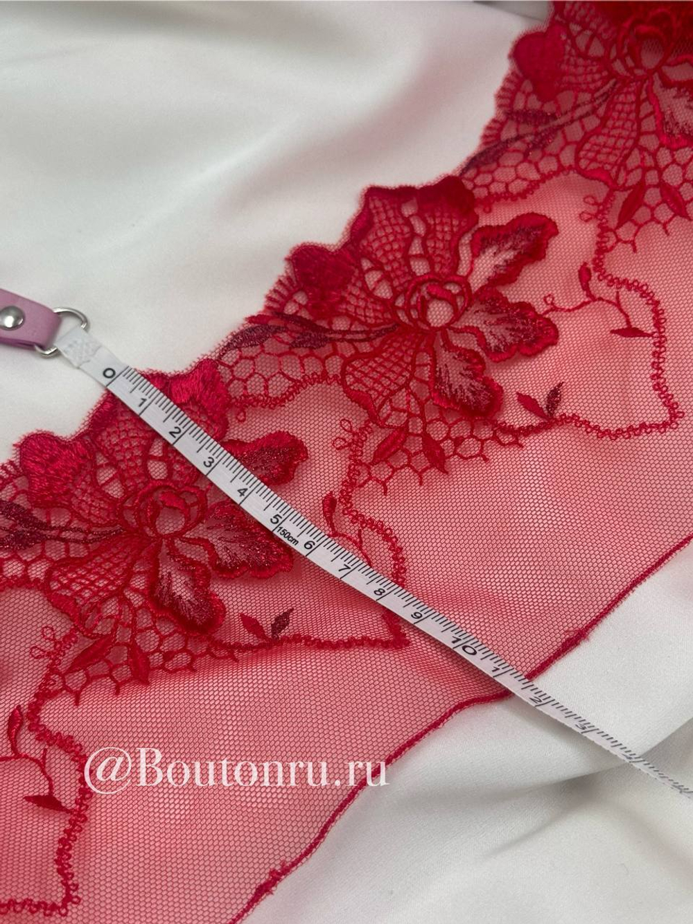 Кружево красное с вышитыми цветами 120 мм