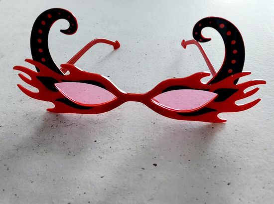 Очки Черт жёлтые с зелёным