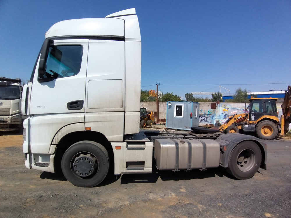 КамАЗ М1945 4x2 Седельный тягач 54901-92 (Дизельный, 11,9 л, 450 л.с., АТ)