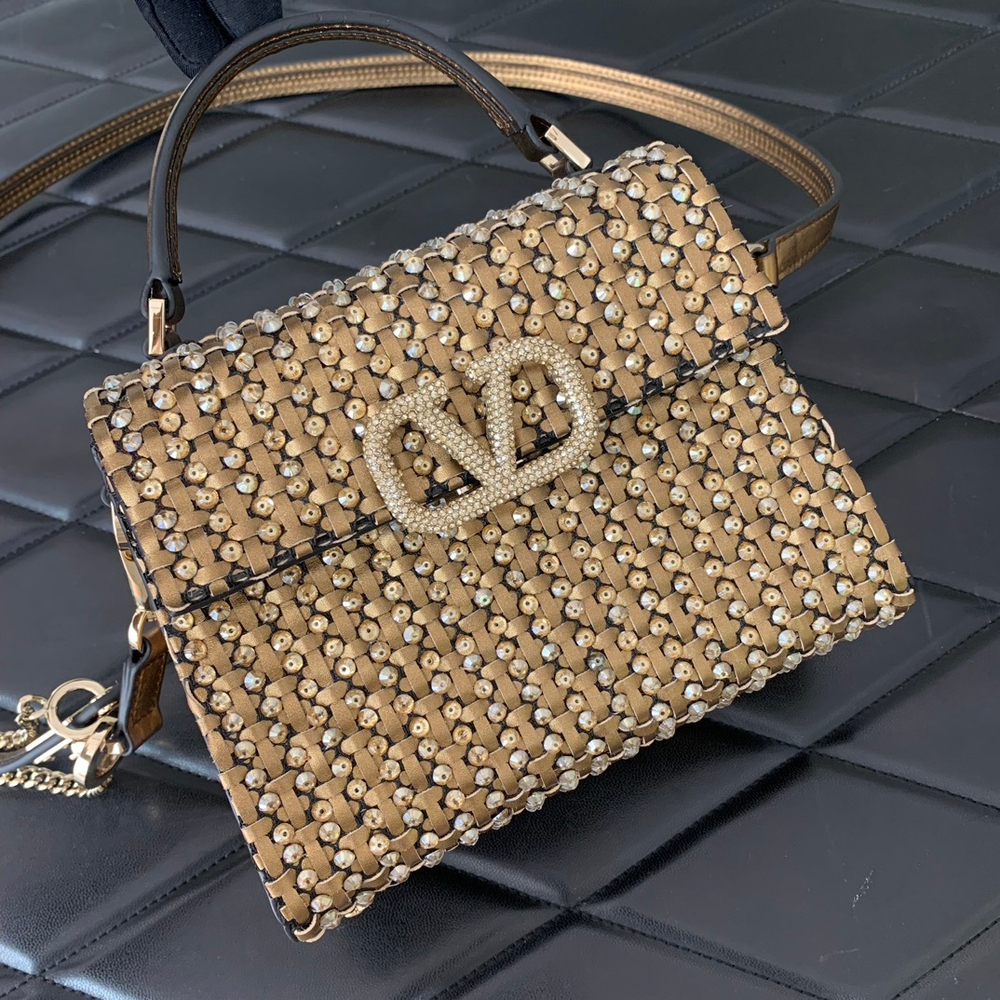 Valentino Small Vsling 22 cm