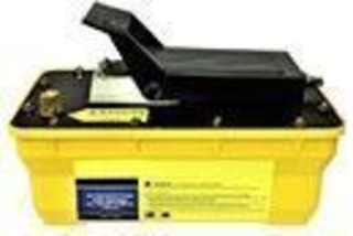 Насос гидравлический с пневмоприводом МПГ 700-0.8-Р-1 (700 бар, 0.16-1.2 л/мин, бак 3.1л, без РВД), ножное управление