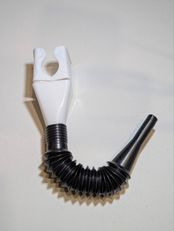 Насадка непроливайка с гибким наконечником воронка заправочная складная для масла и топлива (Белая)