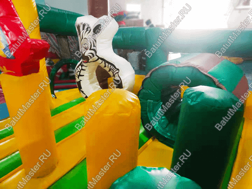 Надувной батут "Сафари клуб", 5*5*4,5 м