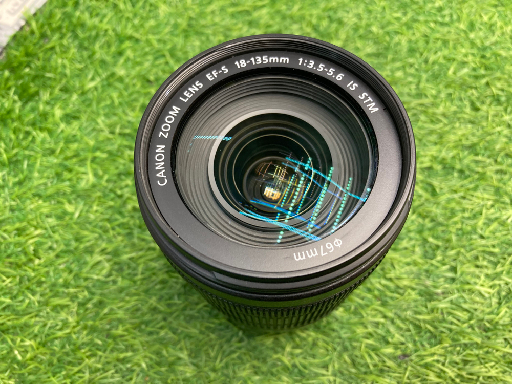 Canon EF-S 18-135mm 3.5-5.6 IS STM