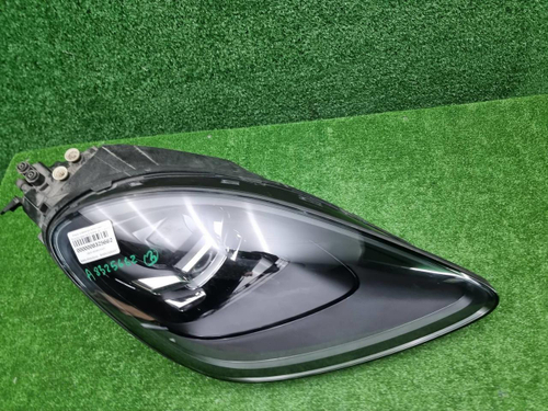 Фара правая Porsche Cayenne 3 (2017-2023) LED