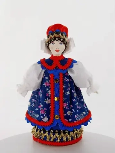 Кукла фарфоровая