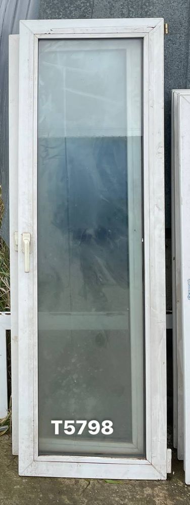 Створка Пластиковая Б/У 175(в) х 55(ш)