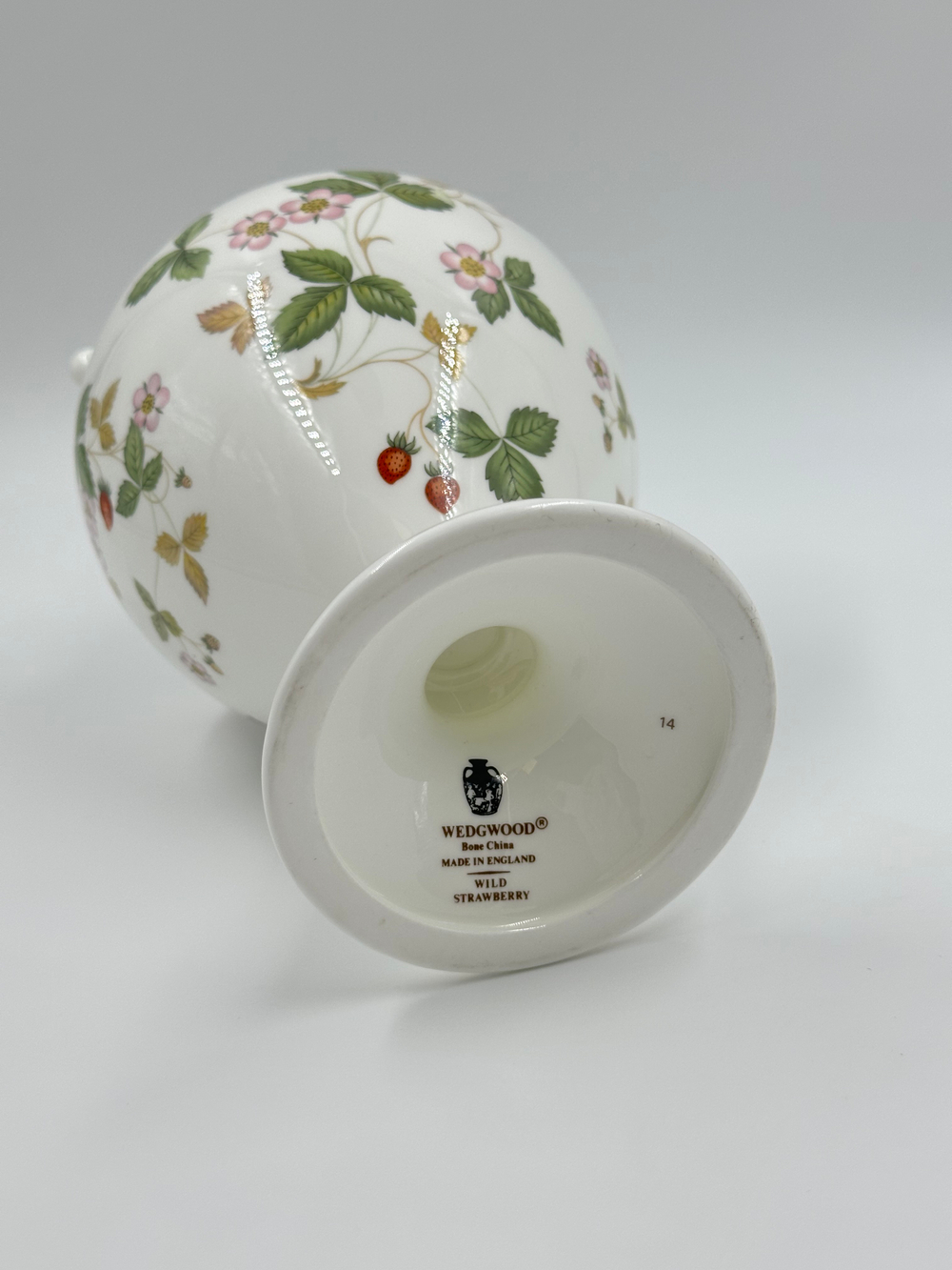 Ваза 21см Wedgwood, Wild Strawberry