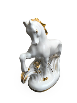 Фарфоровая статуэтка "Конь-огонь" ЛФЗ