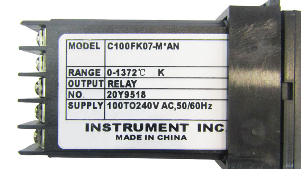 Терморегулятор REX-C100-FK07-M*AN, RELAY (0°С-1372°С)