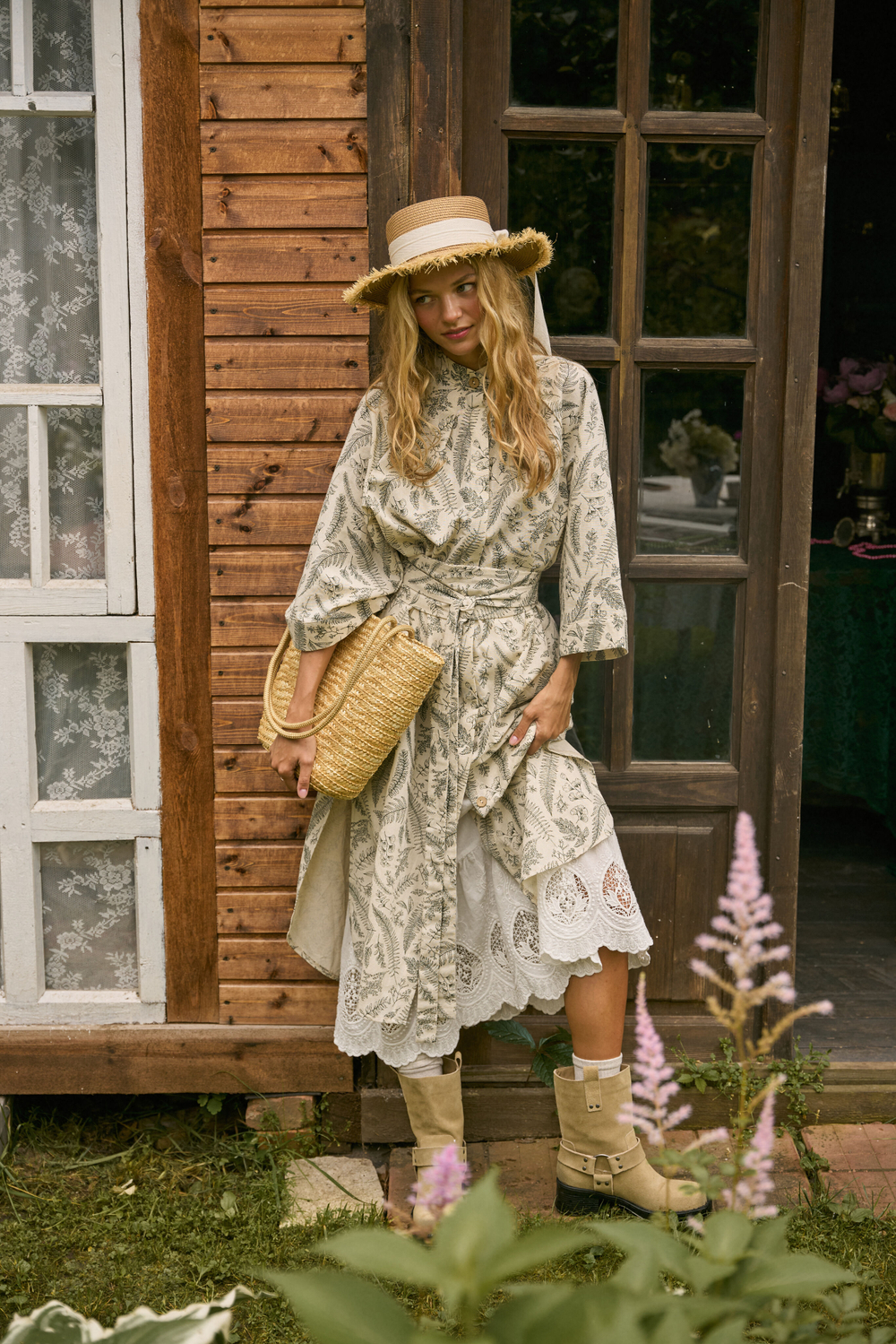 Подъюбник длинный