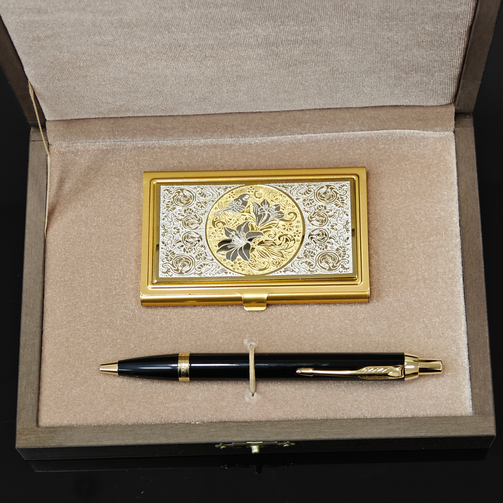 Набор "Цветы" (Златоуст), визитница и ручка Паркер