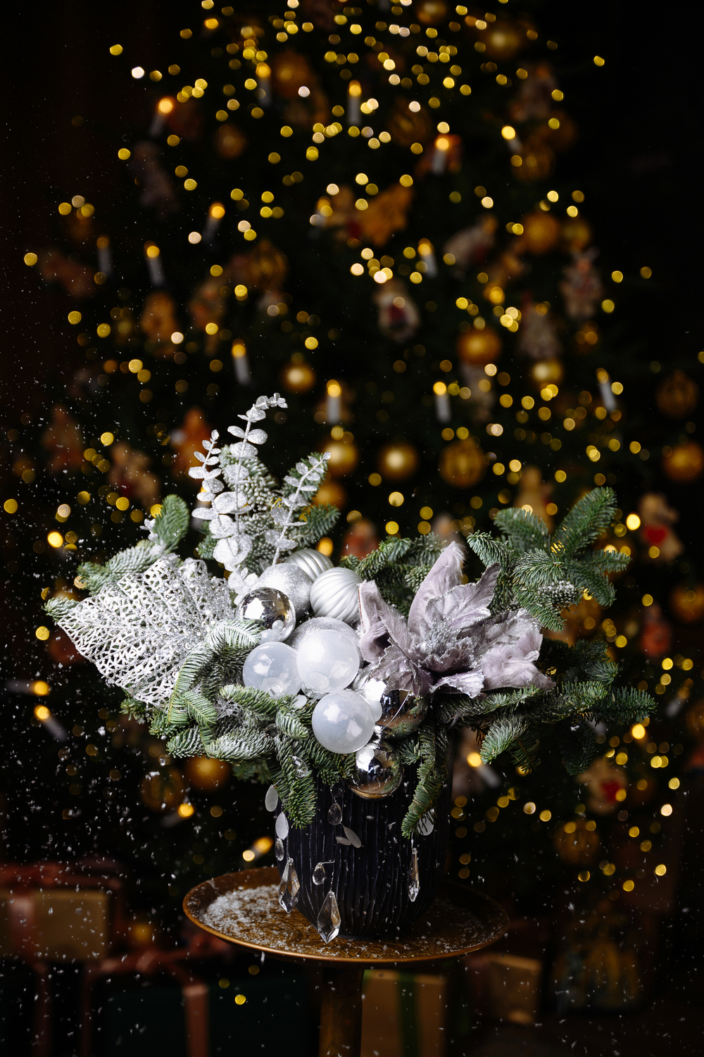 Композиция в кашпо Зимний узор