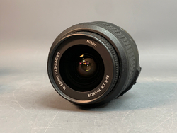 Nikon D3000 Kit 18-55mm 3.200 Кадров