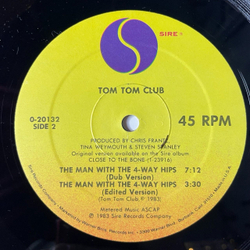 Винтажная виниловая пластинка LP The Tom Tom Club The Man With The 4 Way Hips (USA 1983) Maxi Single 45 RPM