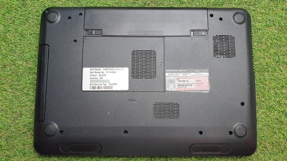 Ноутбук DELL i3//6 Gb/GT 525M 1 ГБ