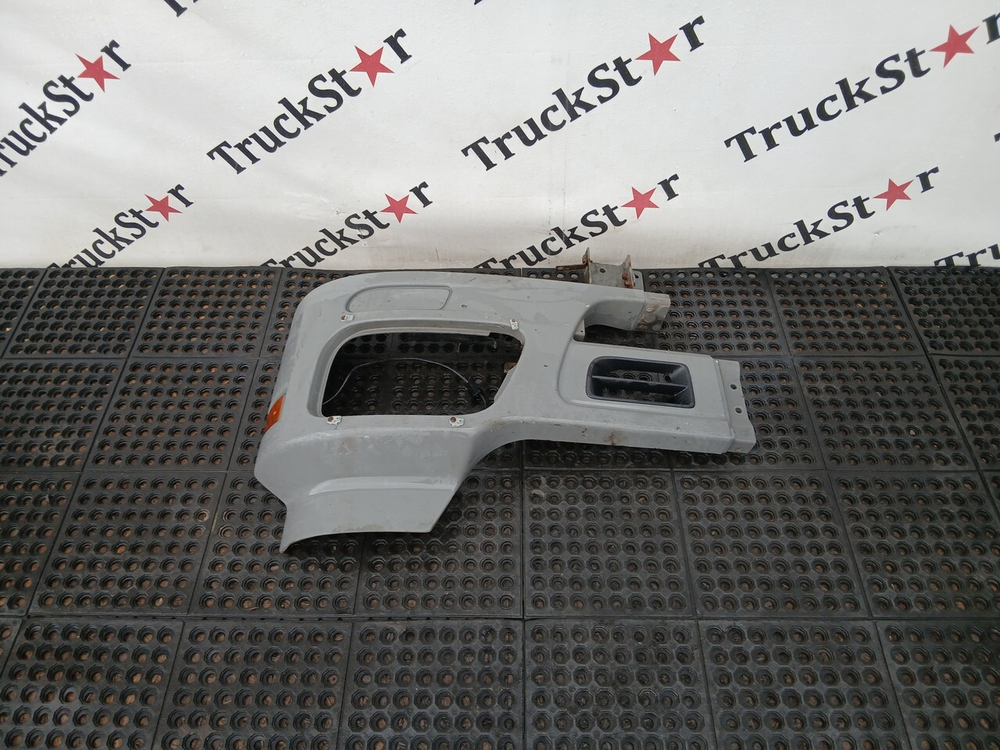 Угол бампера левый 2017г.