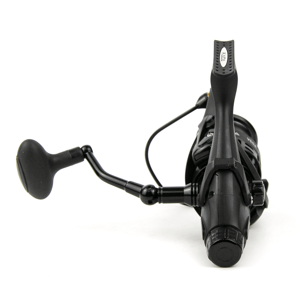 Катушка безынерционная фидерная c байтраннером Kaida Vega (4000, 6+1BB, мет. шпуля)